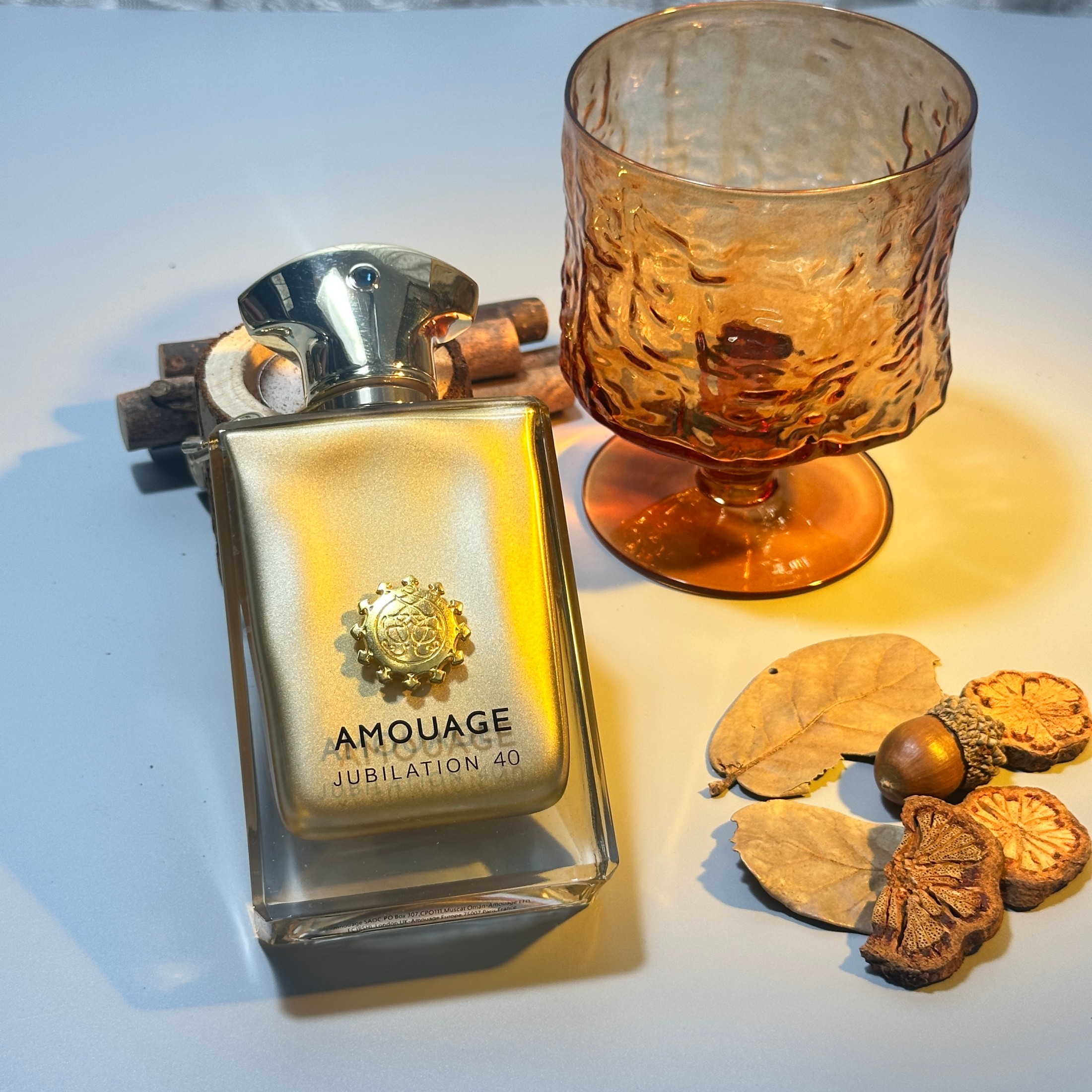 Amouage Jubilation 40 Man Extr - огляд і ціна Crafting Resin
